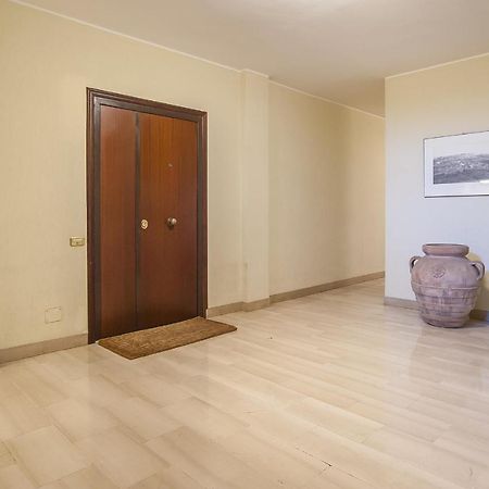 Eur Luminous And Large Family Terrace Apartment Rome Luaran gambar