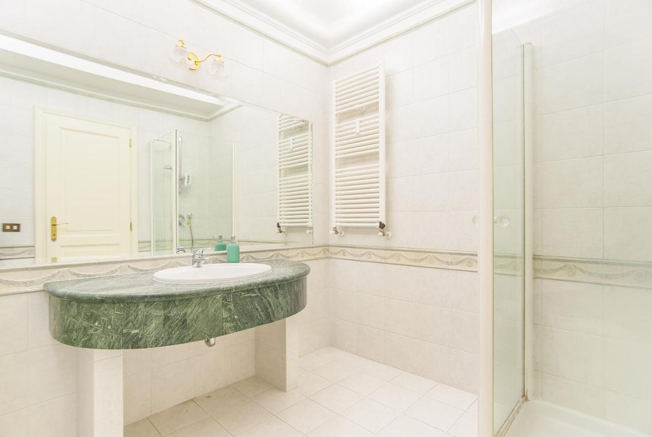 Eur Luminous And Large Family Terrace Apartment Rome Luaran gambar